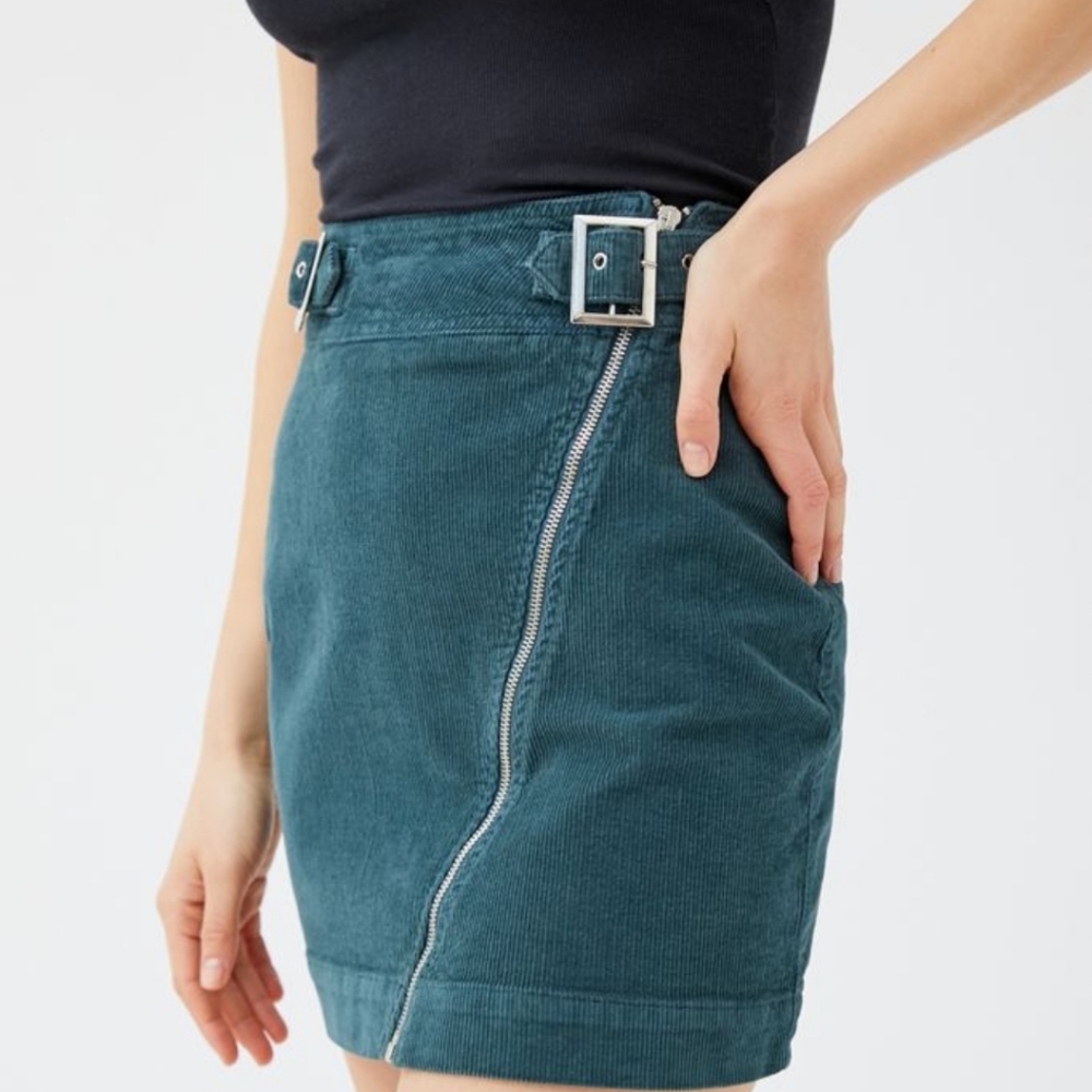 Urban Outfitters Harmony Corduroy Skirt in neutral - Picture 10 of 12